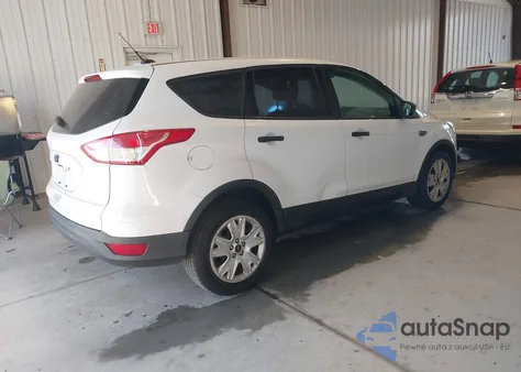 2014 Ford Escape S z USA, uszkodzony, nr VIN 1FMCU0F76EUB53743